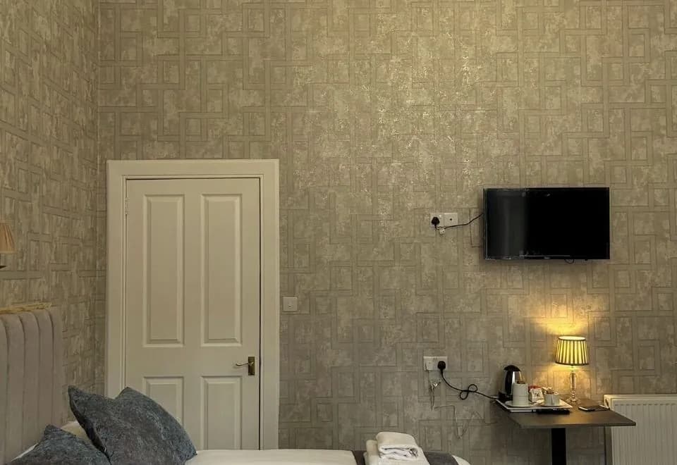 Alexander Guest House