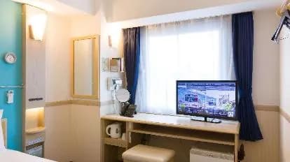Toyoko Inn Tokyo Shinjuku Gyoemmae Eki 3 Ban Deguchi