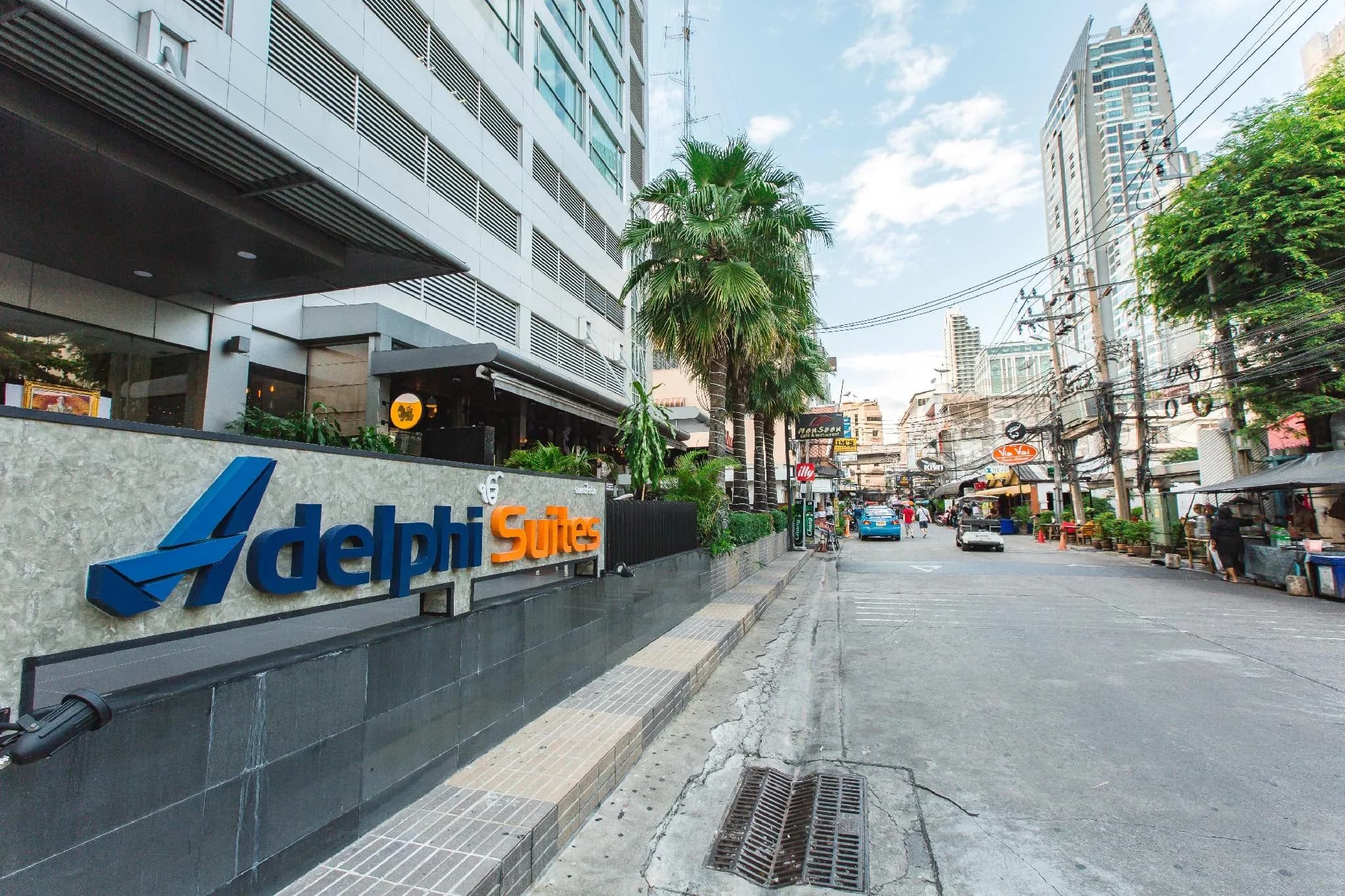 Adelphi Suites Bangkok