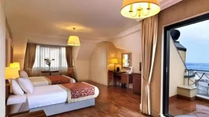 Taksim Metropark Hotel