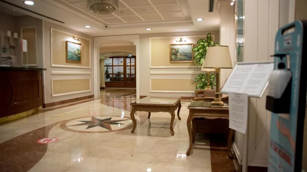 Taksim Metropark Hotel