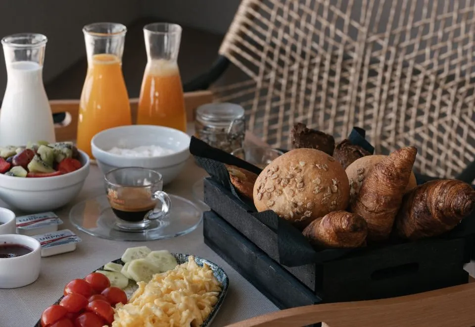 Elements Cozy Suites