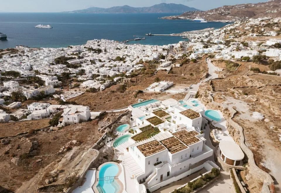 Lovia Mykonos