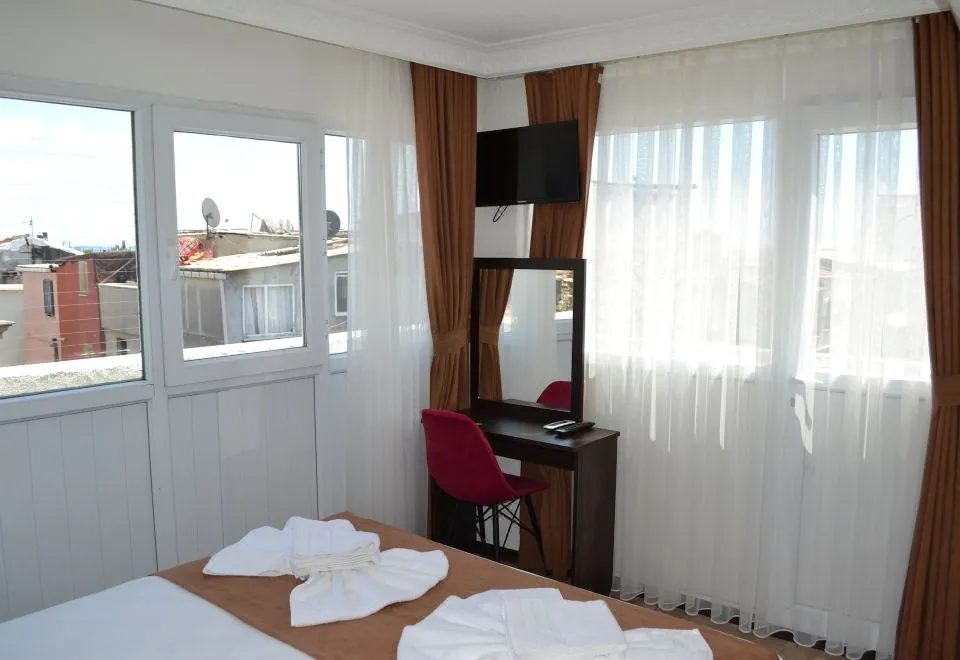 Global 2022 Hotel