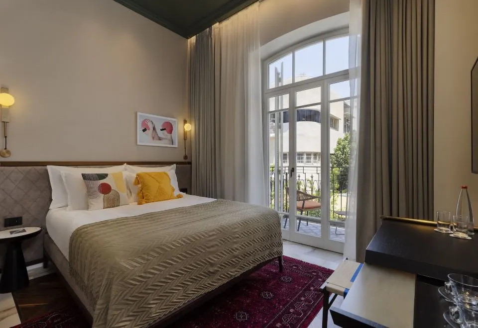 Alberto by Isrotel Design
