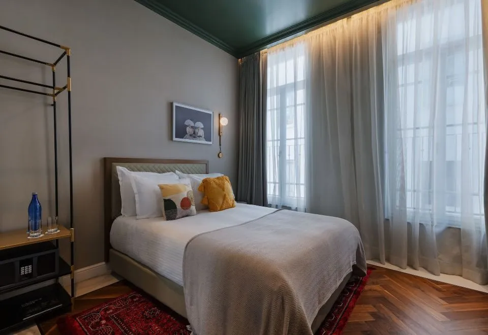 Alberto by Isrotel Design