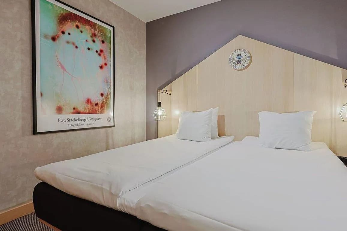 Hotel with Urban Deli