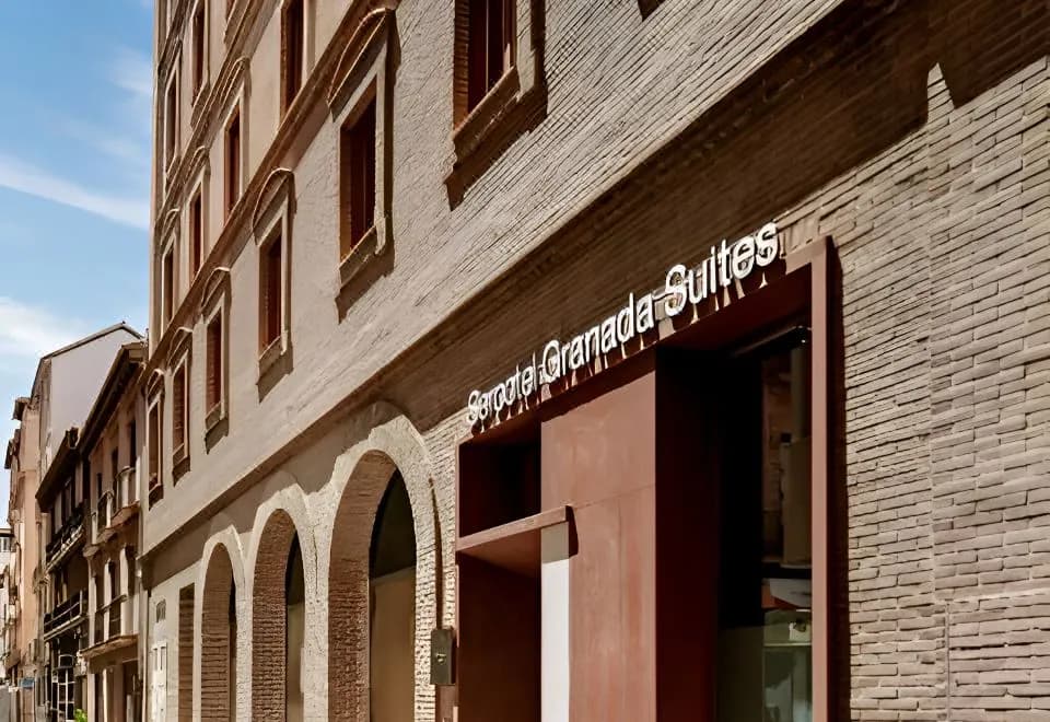 Sercotel Granada Suites