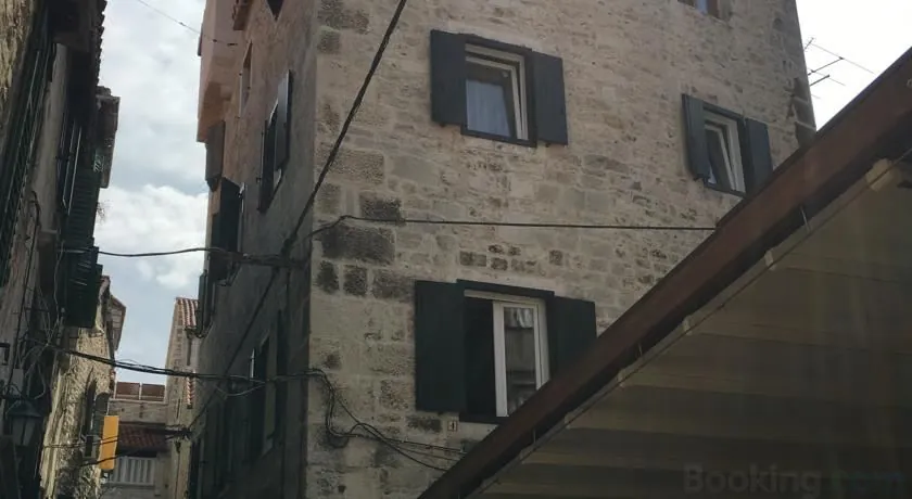 Porta Aurea