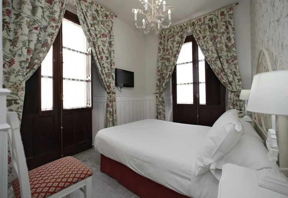 Basic Hotel Puerta de Sevilla