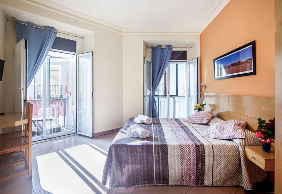 Inter Puerta del Sol Pension