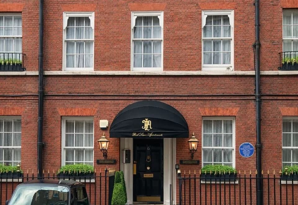 Park Lane Apartments/Shaw House