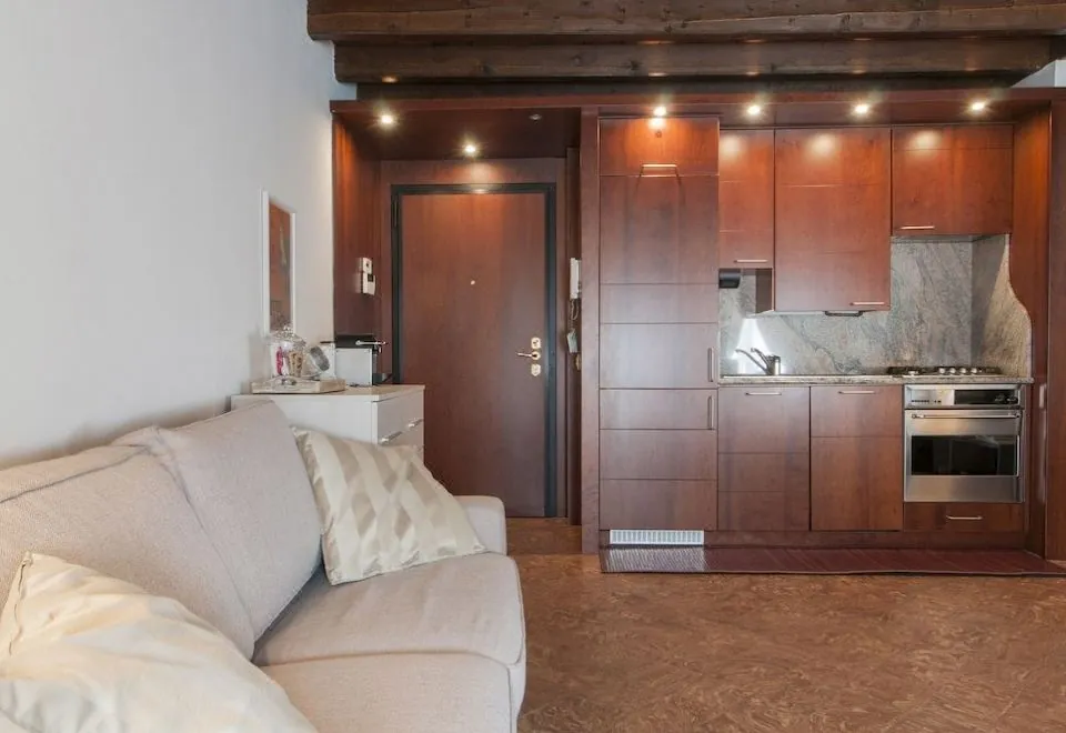 Mila Apartments Magenta