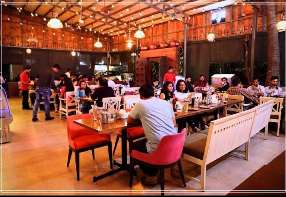 MAPLE SOCIAL HUBZ- HOSTEL