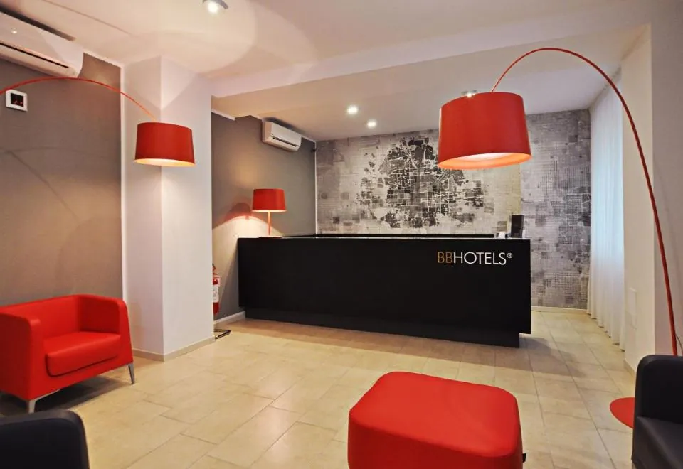 BB Hotels Aparthotel Visconti