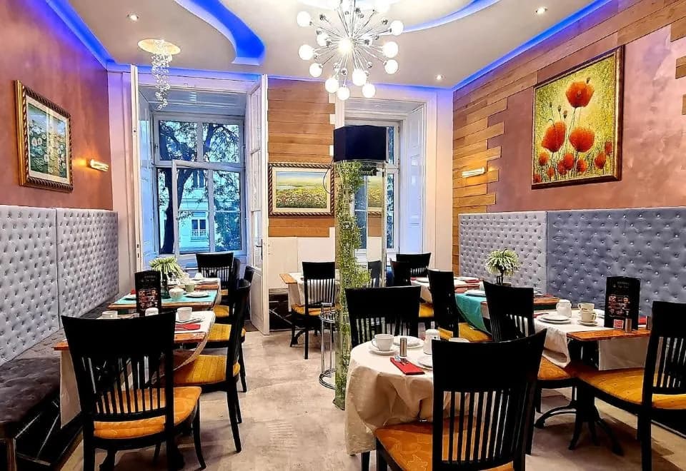 Urban Boutique Hotel