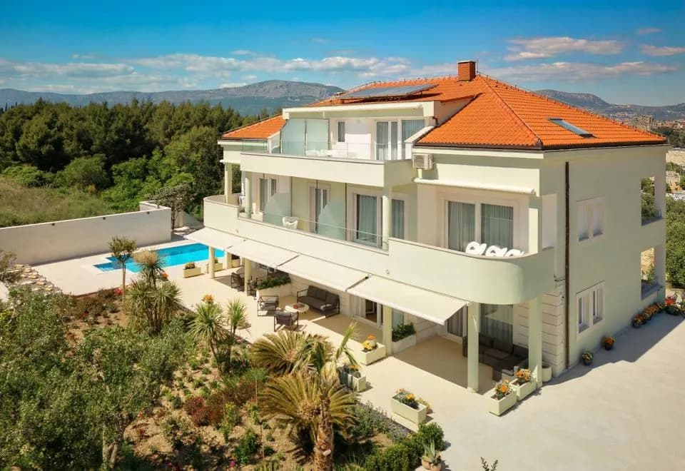 Luxury Apartments Klara
