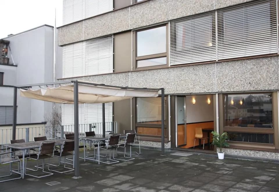 Primestay Self Check-in Hotel Altstetten