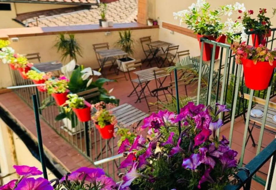 Emerald Palace Hostel