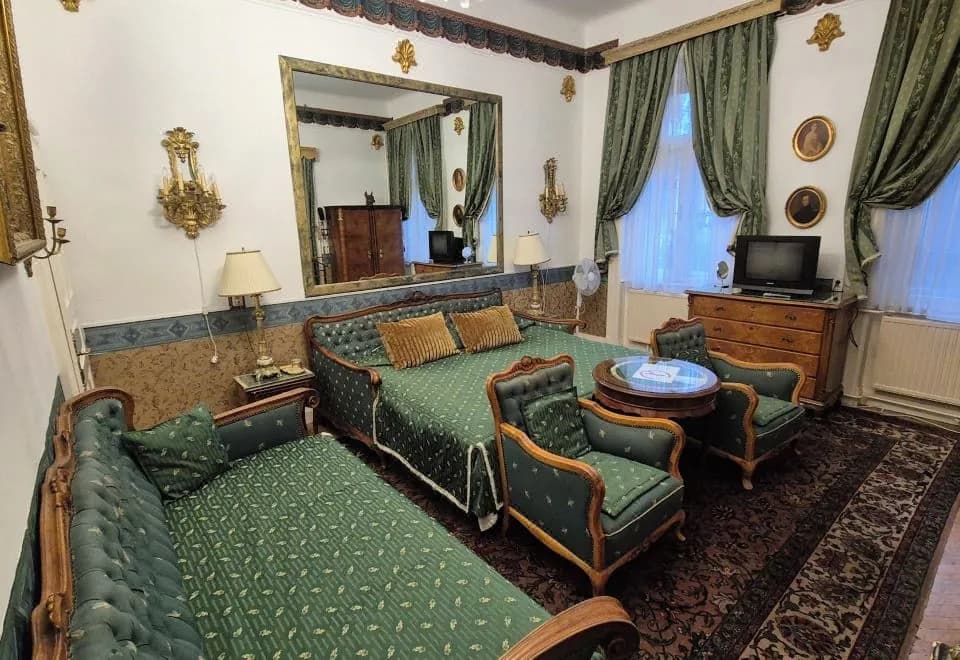 Imre Guest House