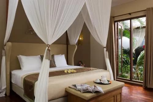 The Secret Villas