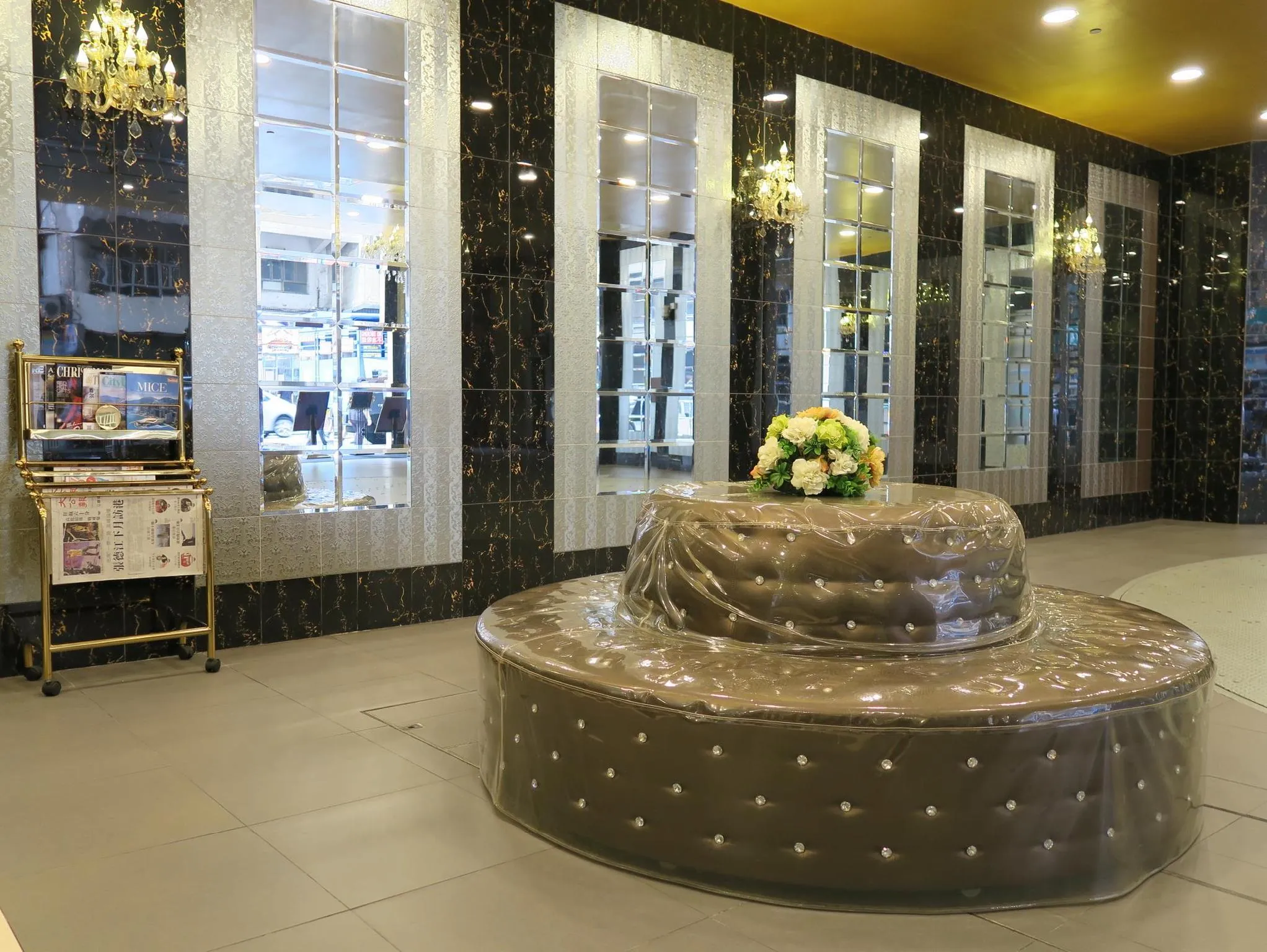 Grand City Hotel