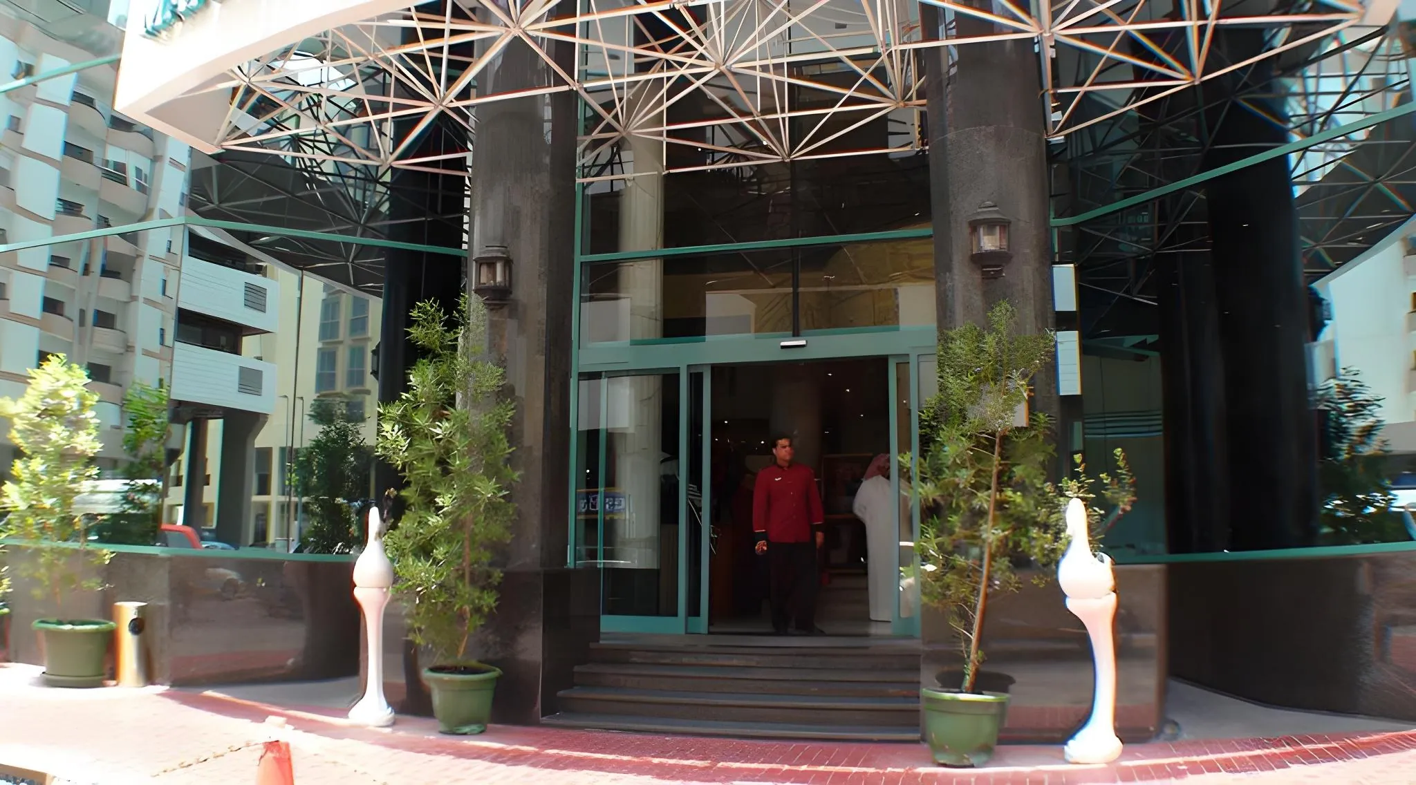 Knight Armour Hotel
