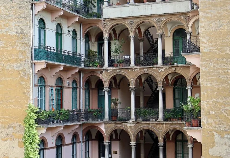 Harmonia Palace