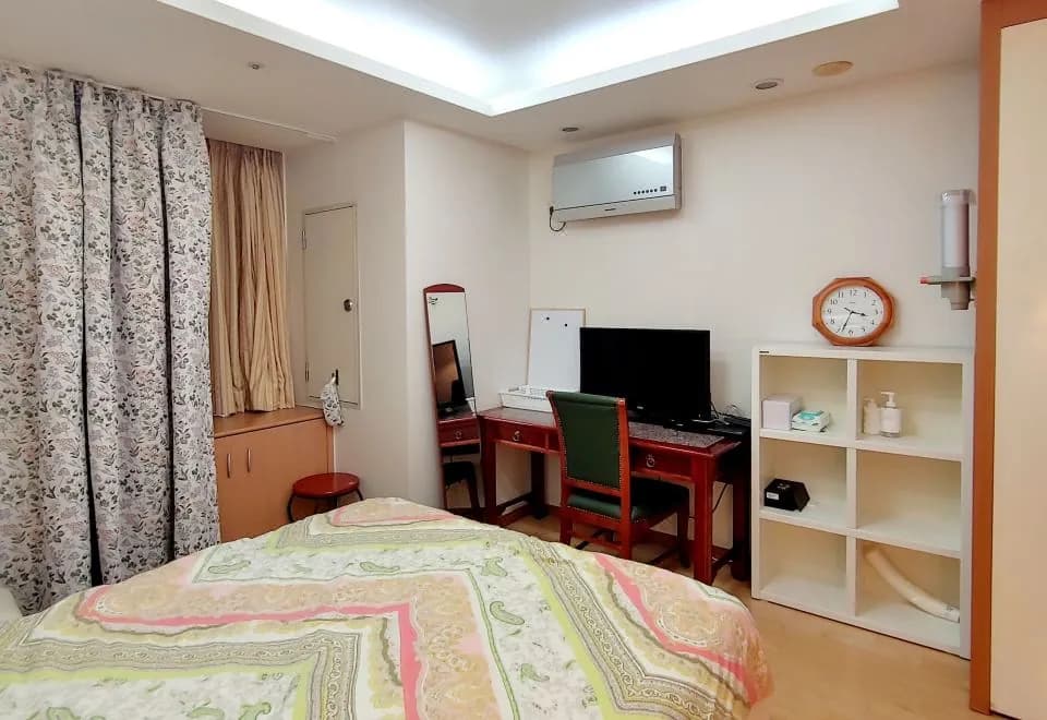 Khan Residence