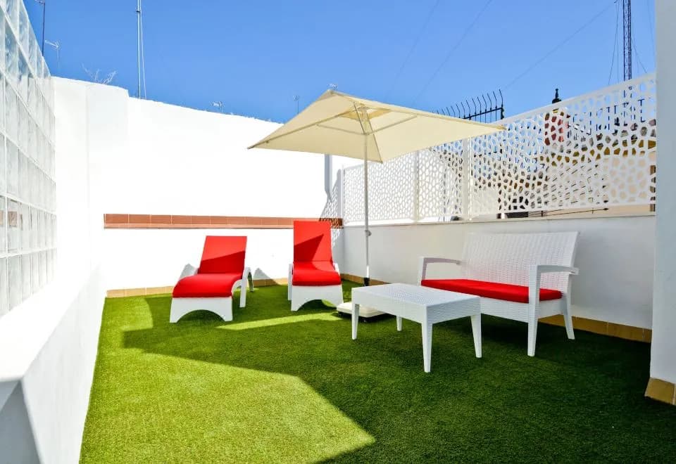 The Zentral Arenal Suites
