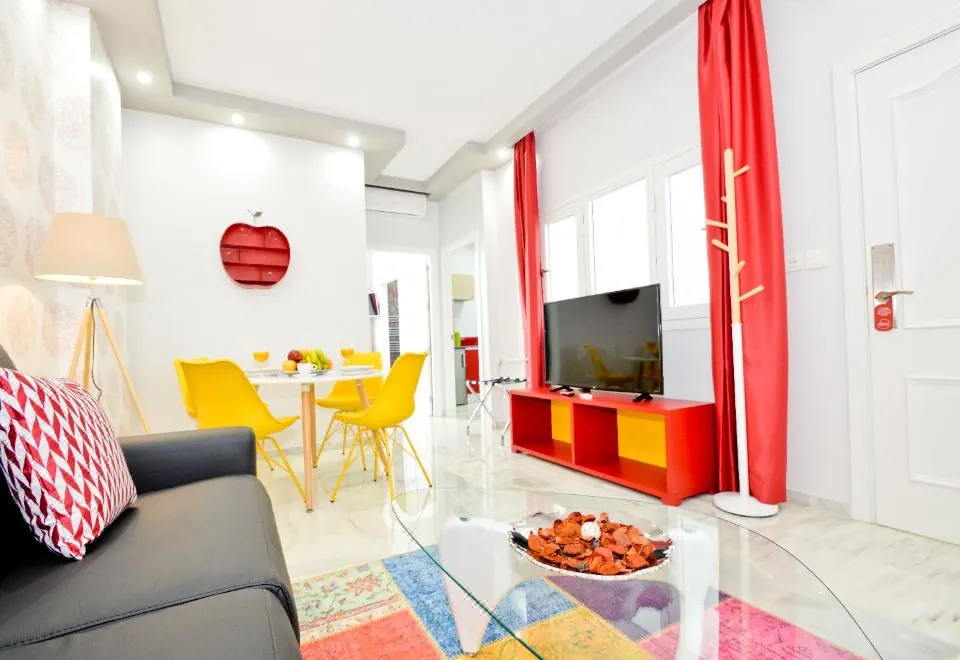 The Zentral Arenal Suites