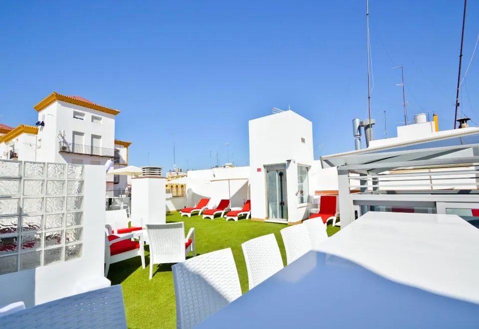 The Zentral Arenal Suites