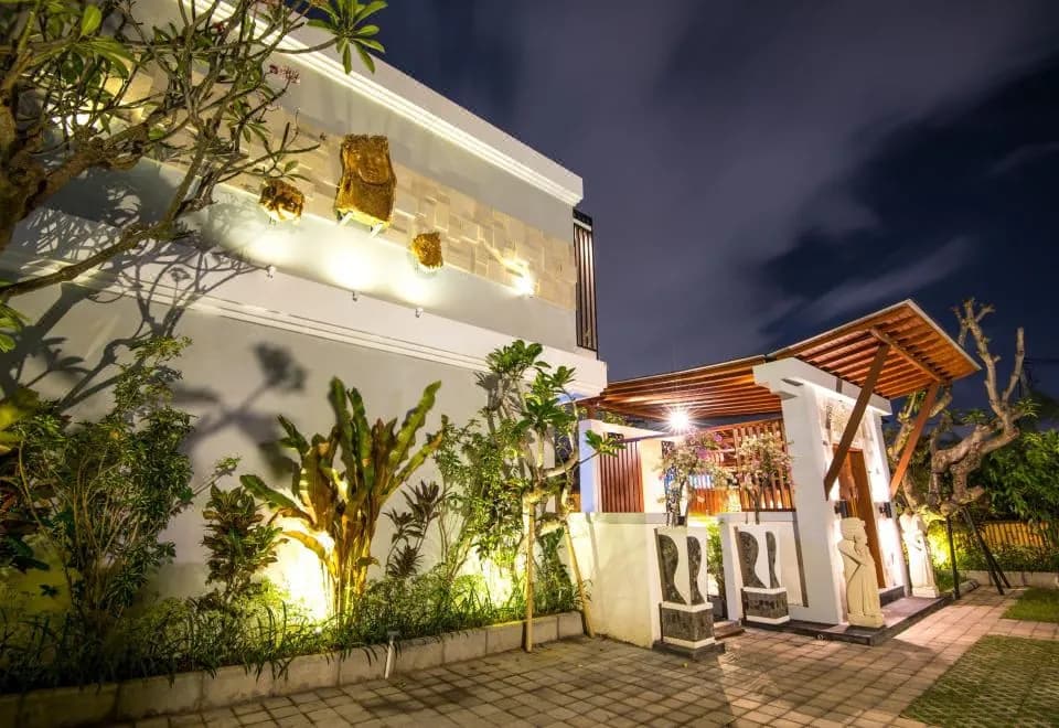 Legian Bisma Suite