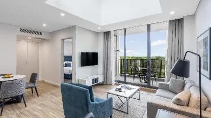 Meriton Suites Coward Street