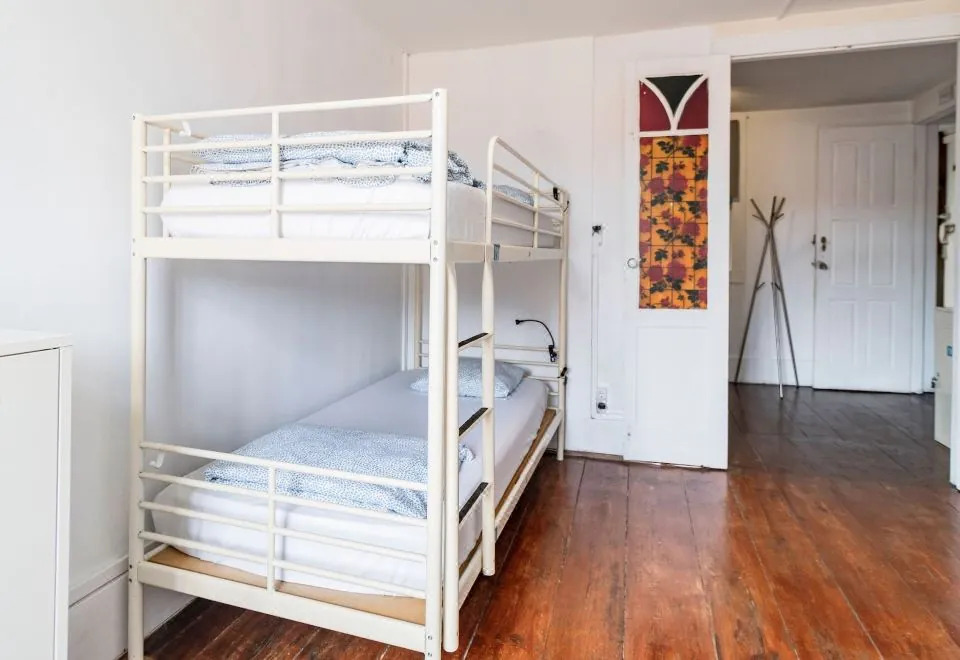 Invictus Hostel