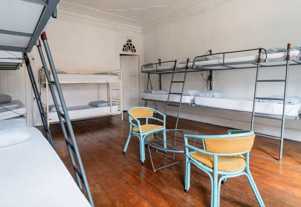 Invictus Hostel