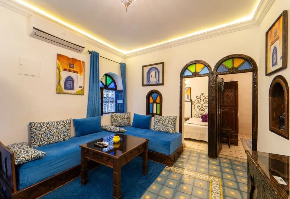 Dar Nokhba Inn