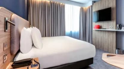 Holiday Inn Express Edinburgh City West, an IHG Hotel