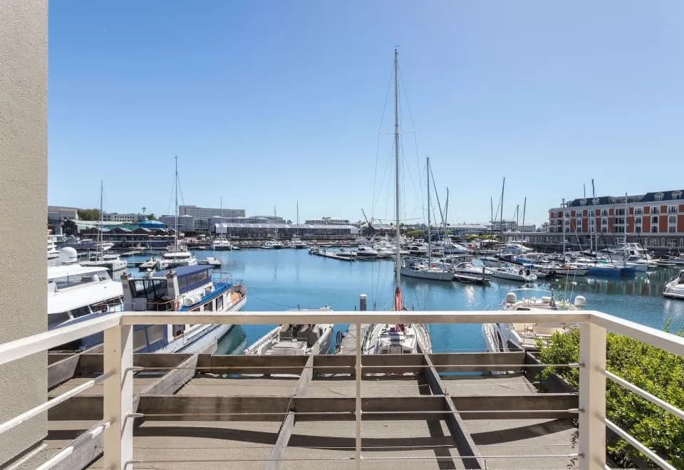 Mountain Marina Luxury Apartments