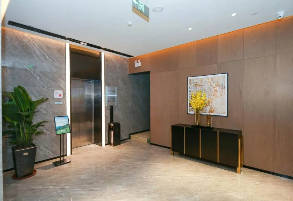 Yishang Hotel (Guangzhou Tianhe Dongpu Subway Station)