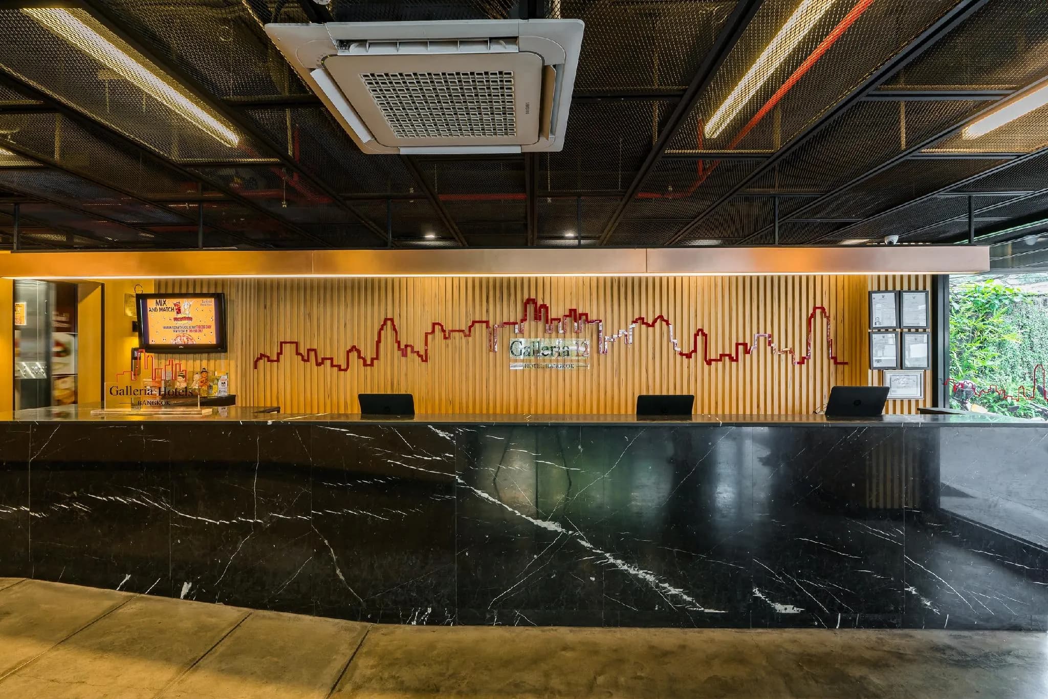 Galleria 12 Sukhumvit Bangkok Hotel by Compass Hospitality
