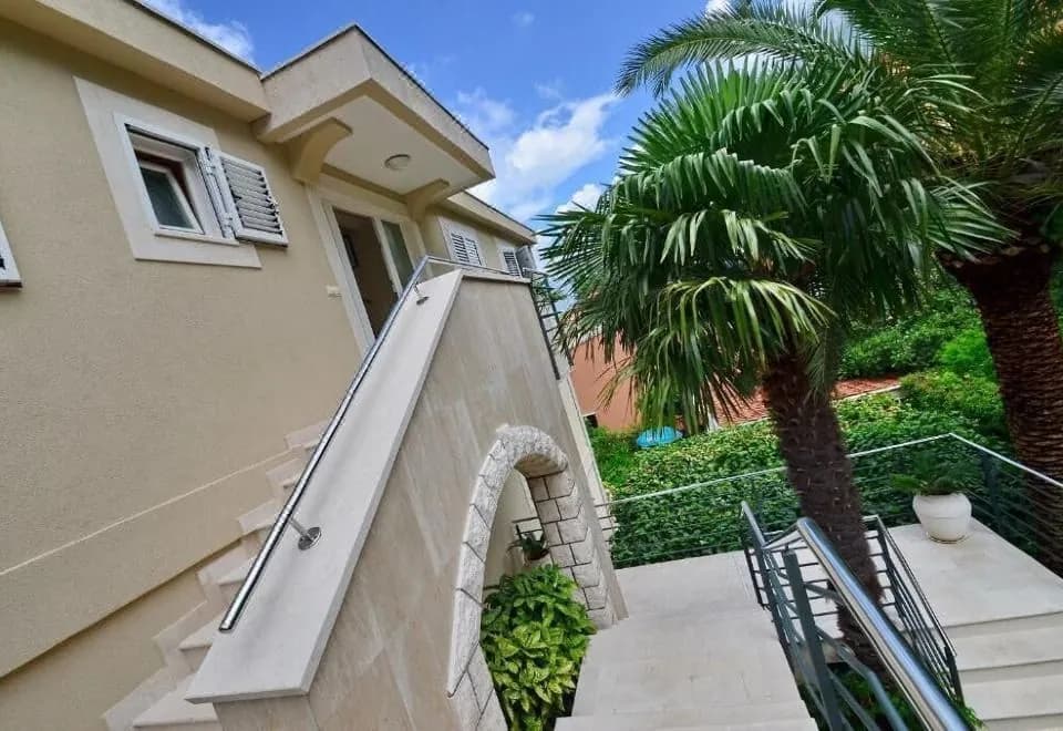 Palma Apartments