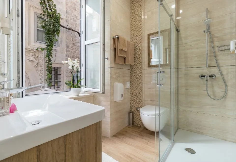 Apartments and Rooms Perla