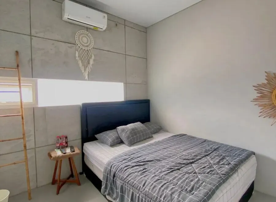 MashBrow Hostel