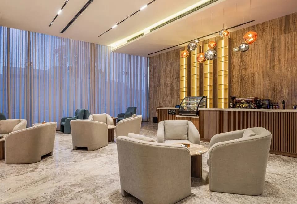 Voyage Hotel