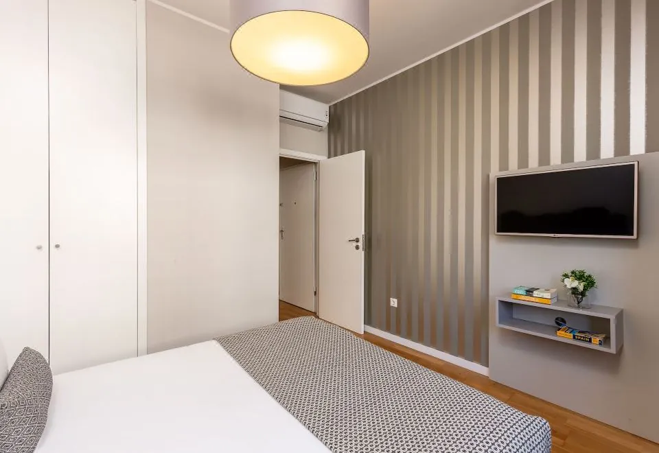 Your Opo Clérigos Apartments