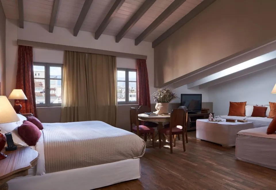Emporikon Athens Hotel