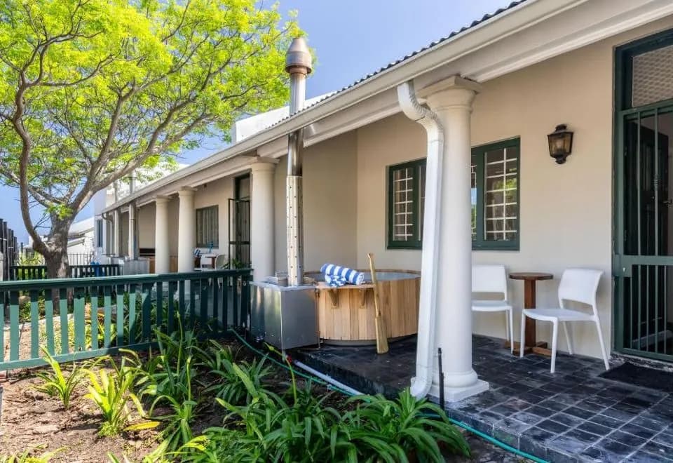 Stone Cottages Camps Bay