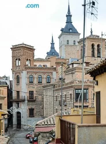 Apartamentos Turísticos Toledo