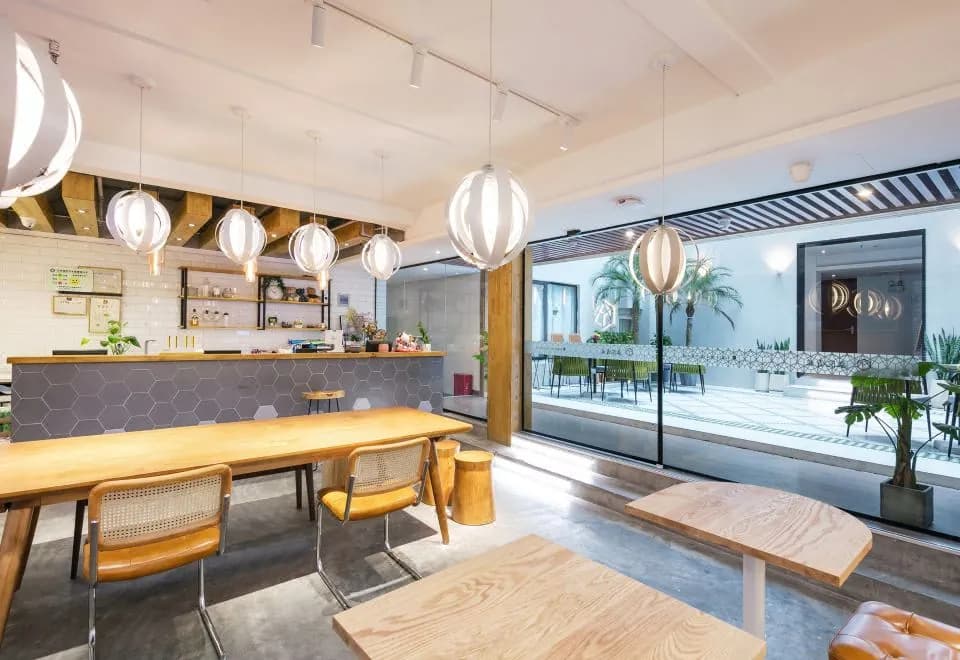 Dengba Hotel Shanghai Changshou Road Branch